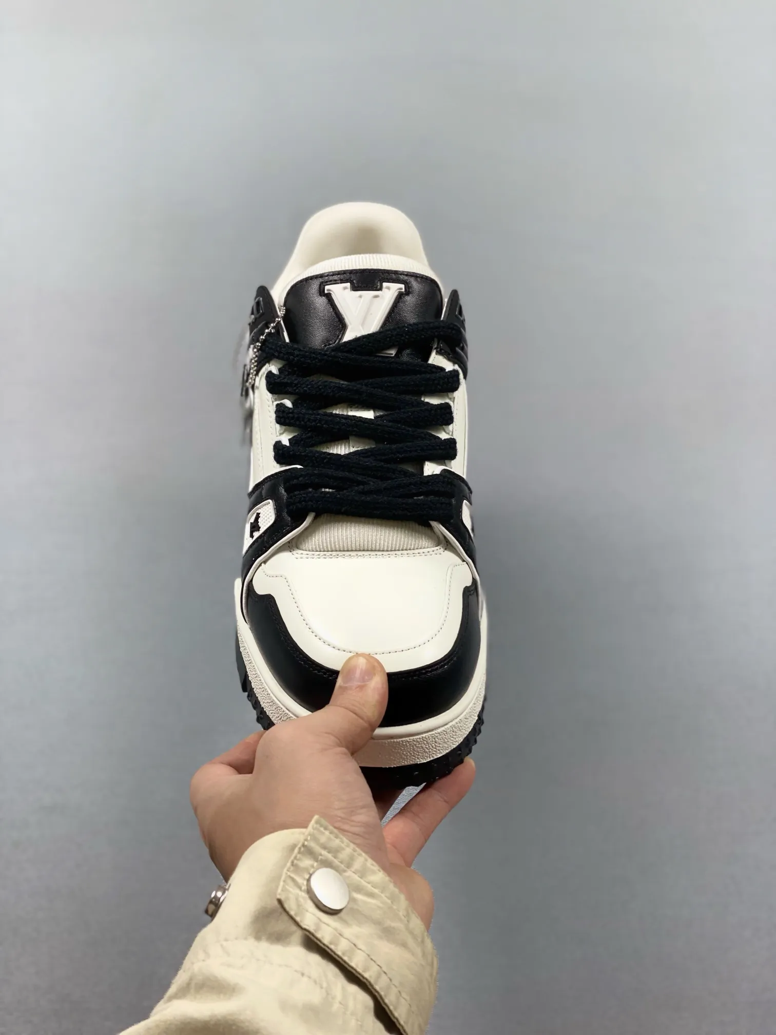 Fake Rep Replica Louis Vuitton, Amiri Skel Bicolor Leather Low-Top Sneakers, 004 Black White | YtaYta