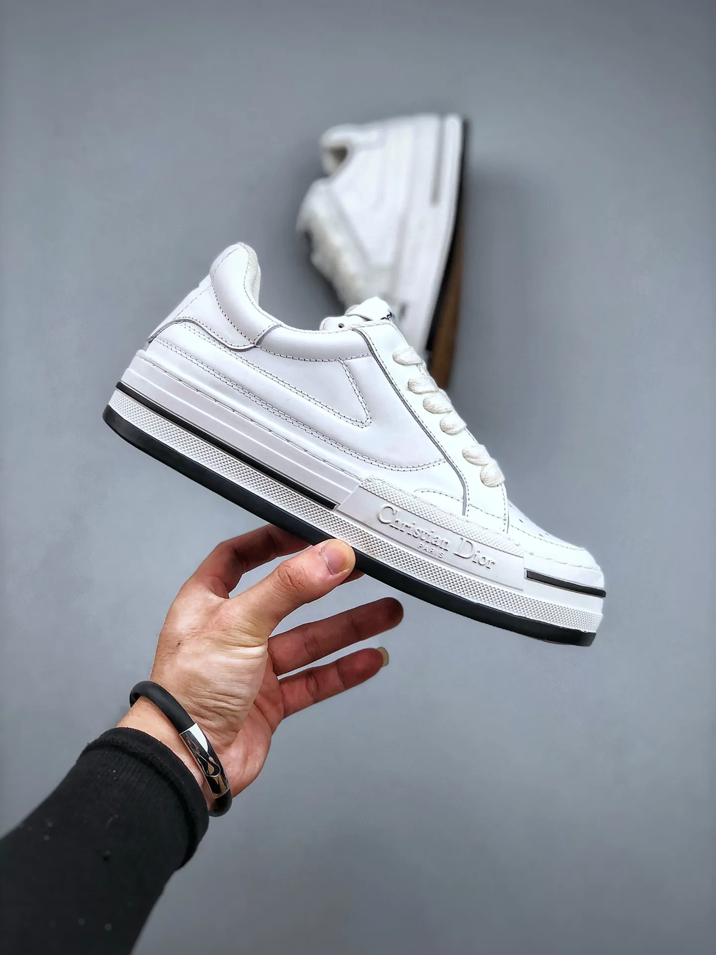 Christian Dior D-Freeway White/Black Replica Sneakers: Stylish & Affordable Alternatives | YtaYta