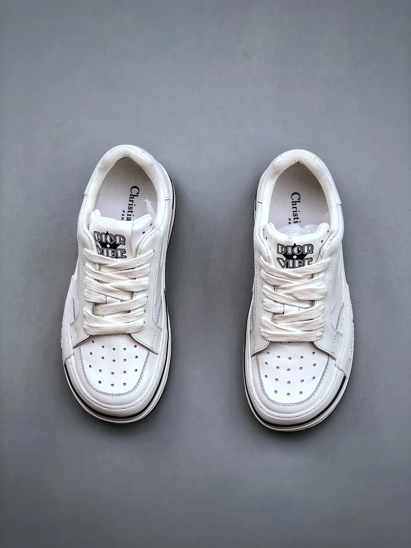 Christian Dior D-Freeway White/Black Replica Sneakers: Stylish & Affordable Alternatives | YtaYta