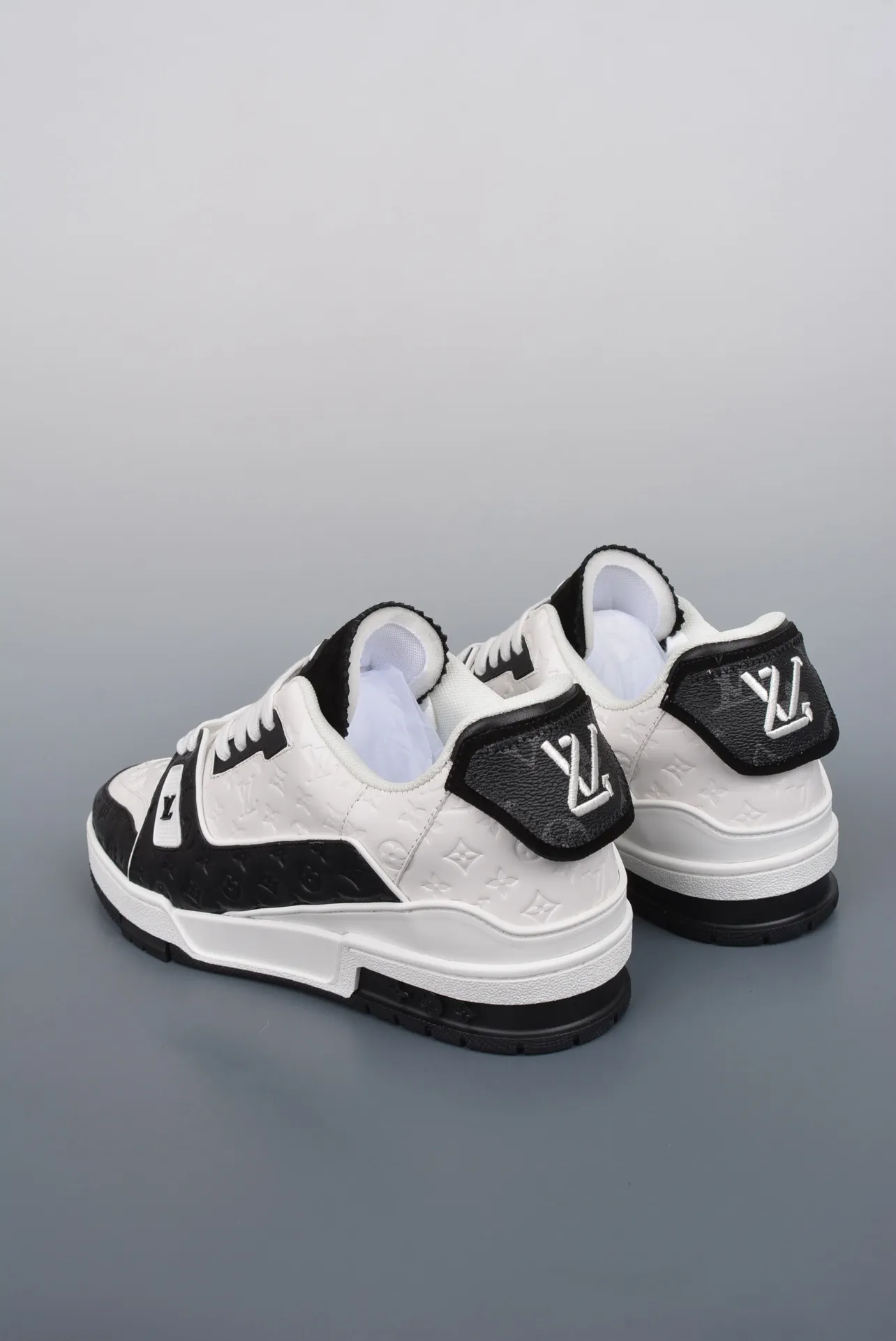 Exploring Replica Louis Vuitton LV Trainer Sneakers: A Comprehensive Guide | YtaYta