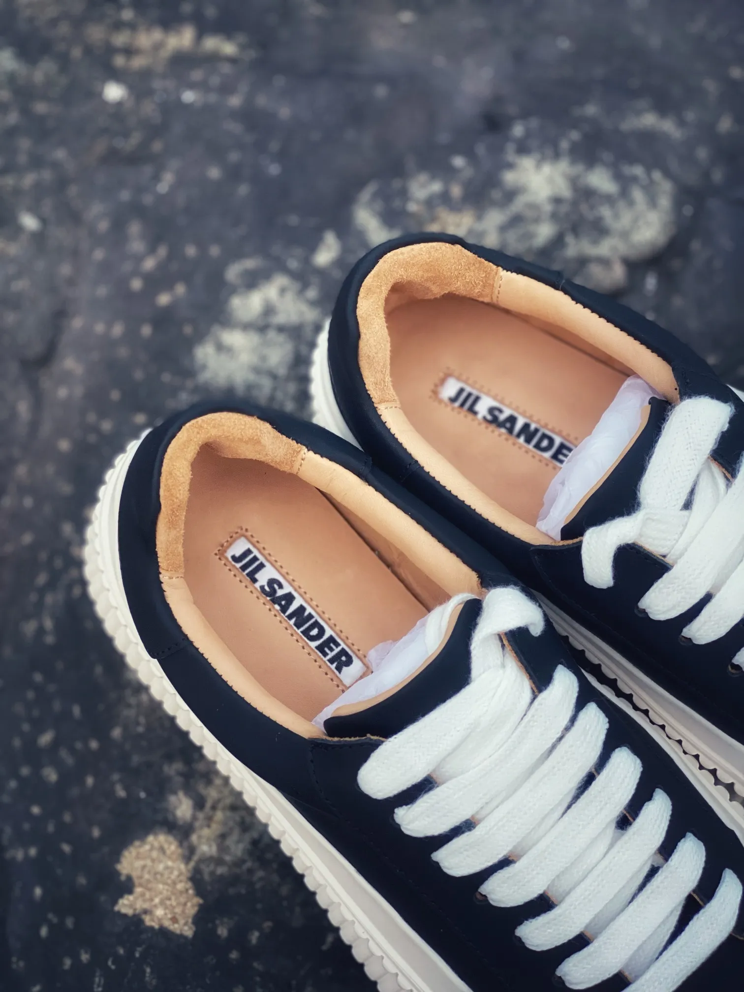 Elad Halabi Women Casual Shoes: White Sneakers vs. Replicas | YtaYta