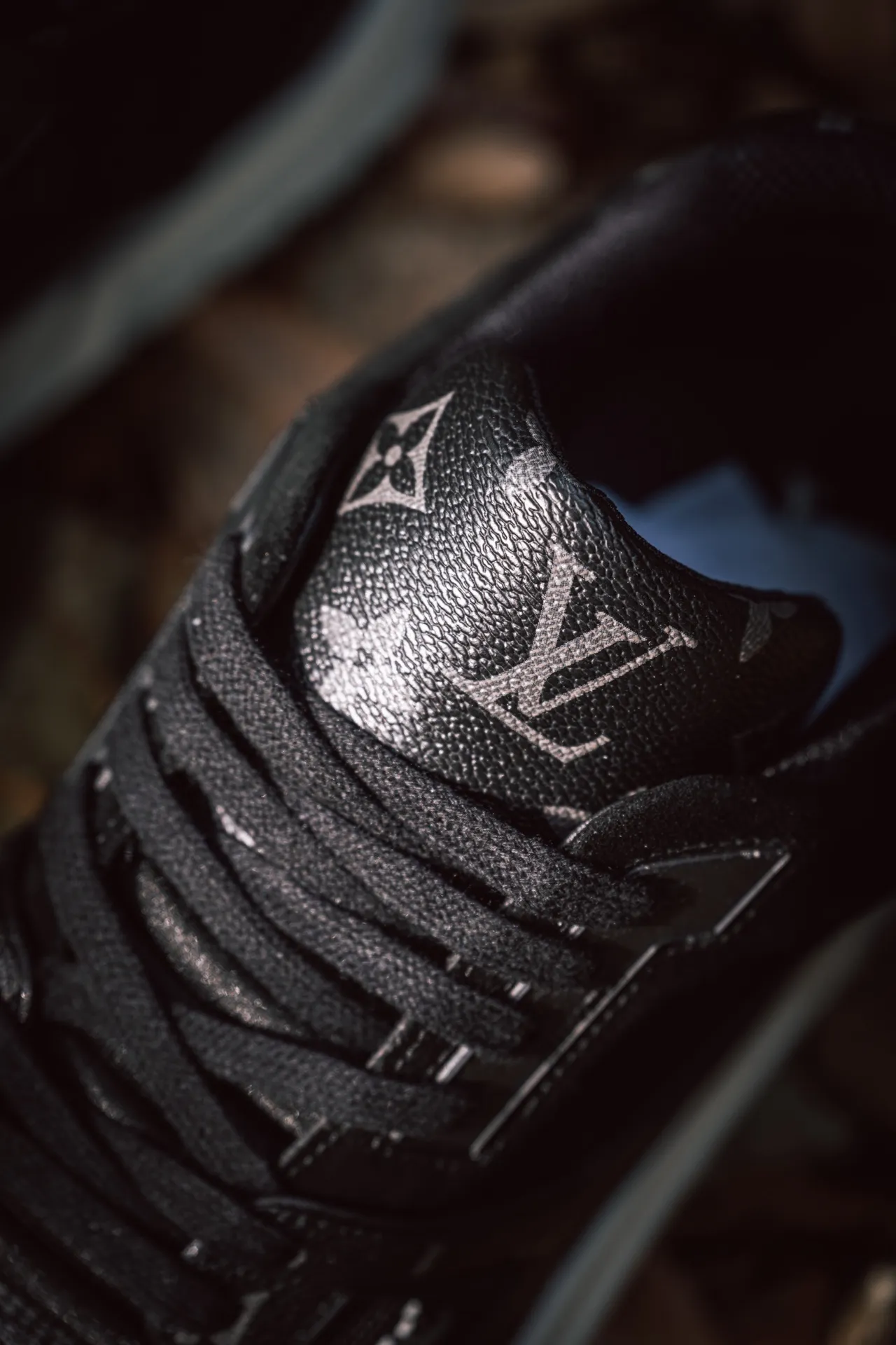 Louis Vuitton Trainer Black Monogram (Replica) Sneaker Review | YtaYta