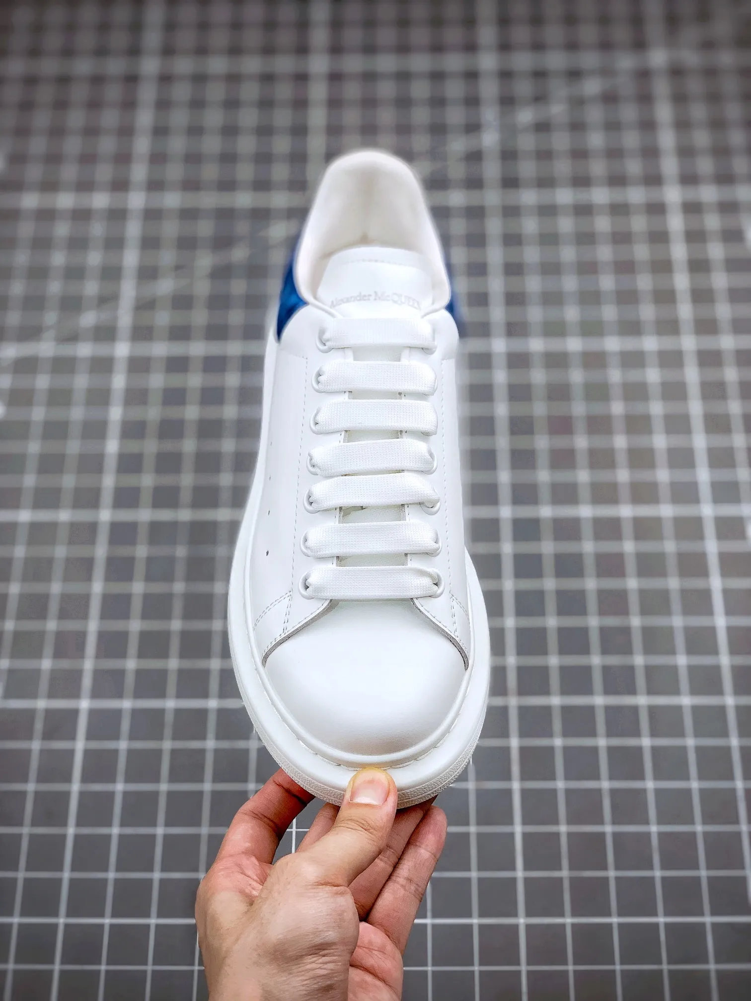 Alexander McQueen Oversized Sneakers - White (Replica) | YtaYta