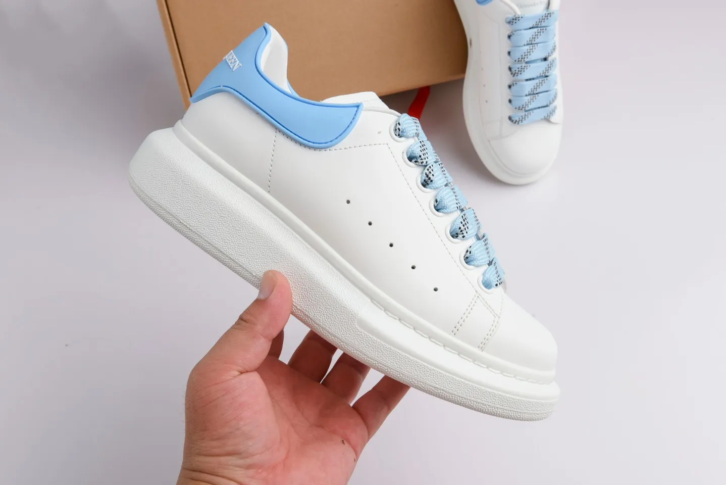 Alexander McQueen White Oversized Sneakers Replica: A Comprehensive Review | YtaYta