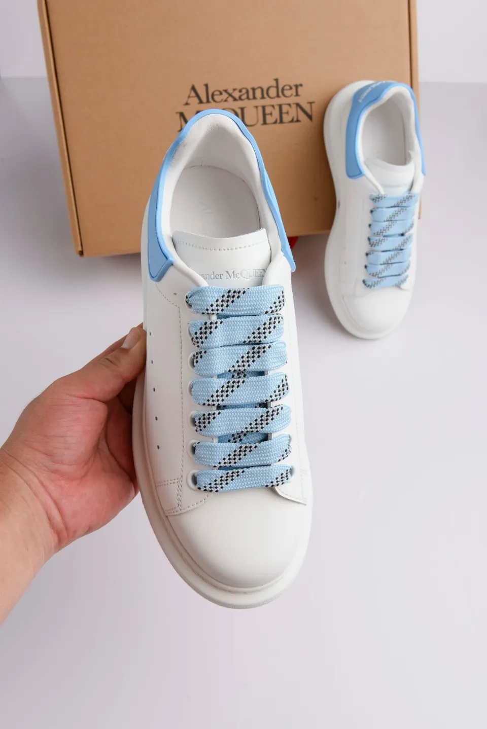 Alexander McQueen White Oversized Sneakers Replica: A Comprehensive Review | YtaYta