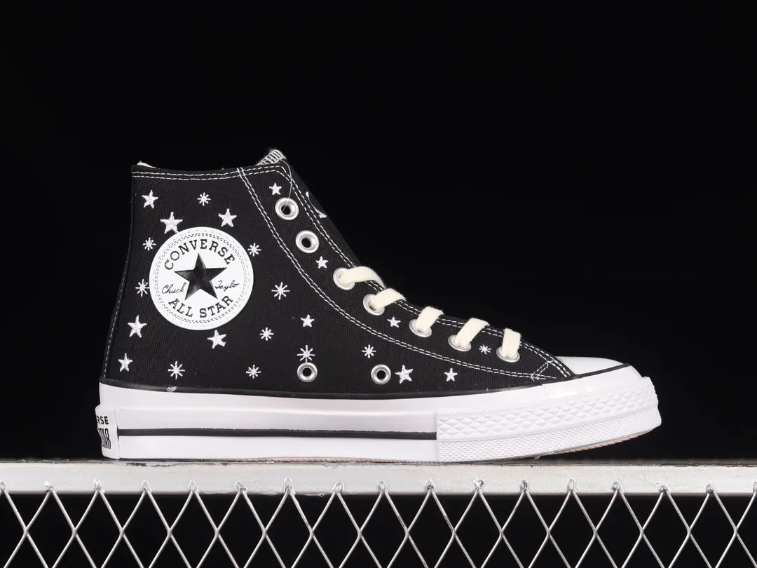 Embroidered Stars on High: A Detailed Look at Fake Rep Replica Converse Sneakers | YtaYta