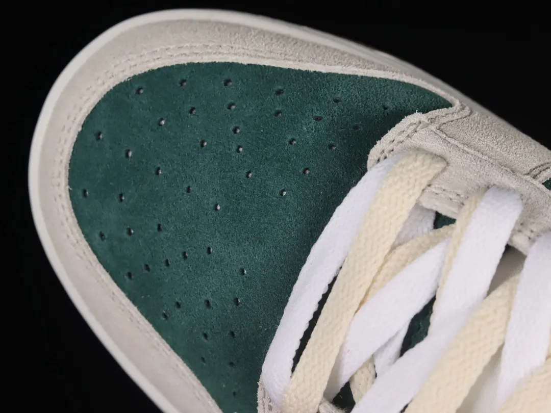 Nike SB Dunk Low SE 85 Sail Green Red DO9457-127 - Replica Review | YtaYta