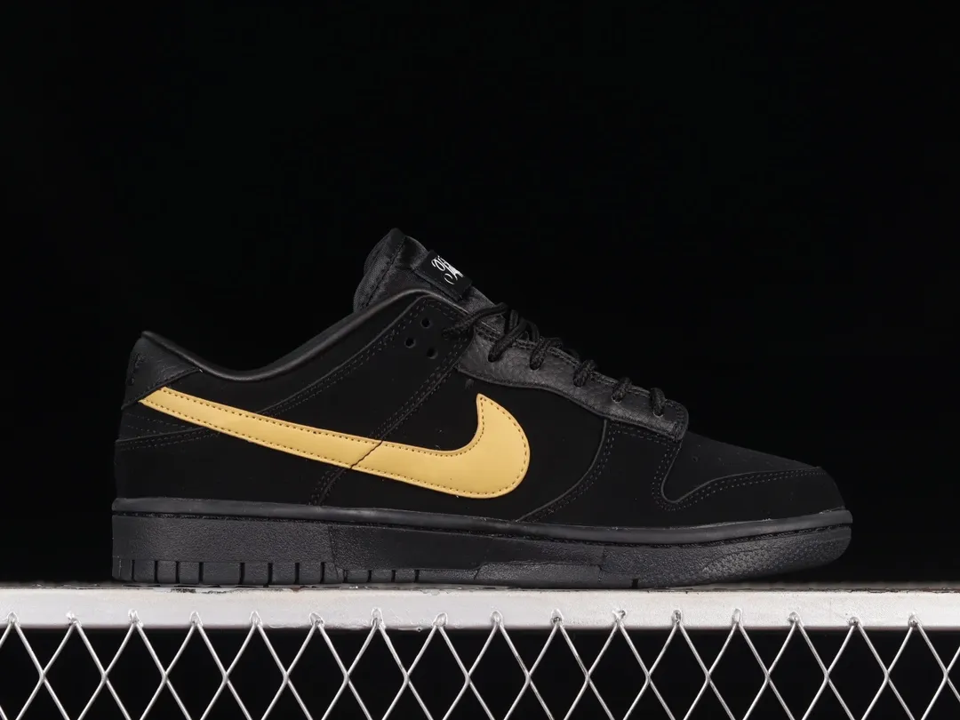 Nike Low Dunk: Exploring the Black/Gold Replica Variants | YtaYta