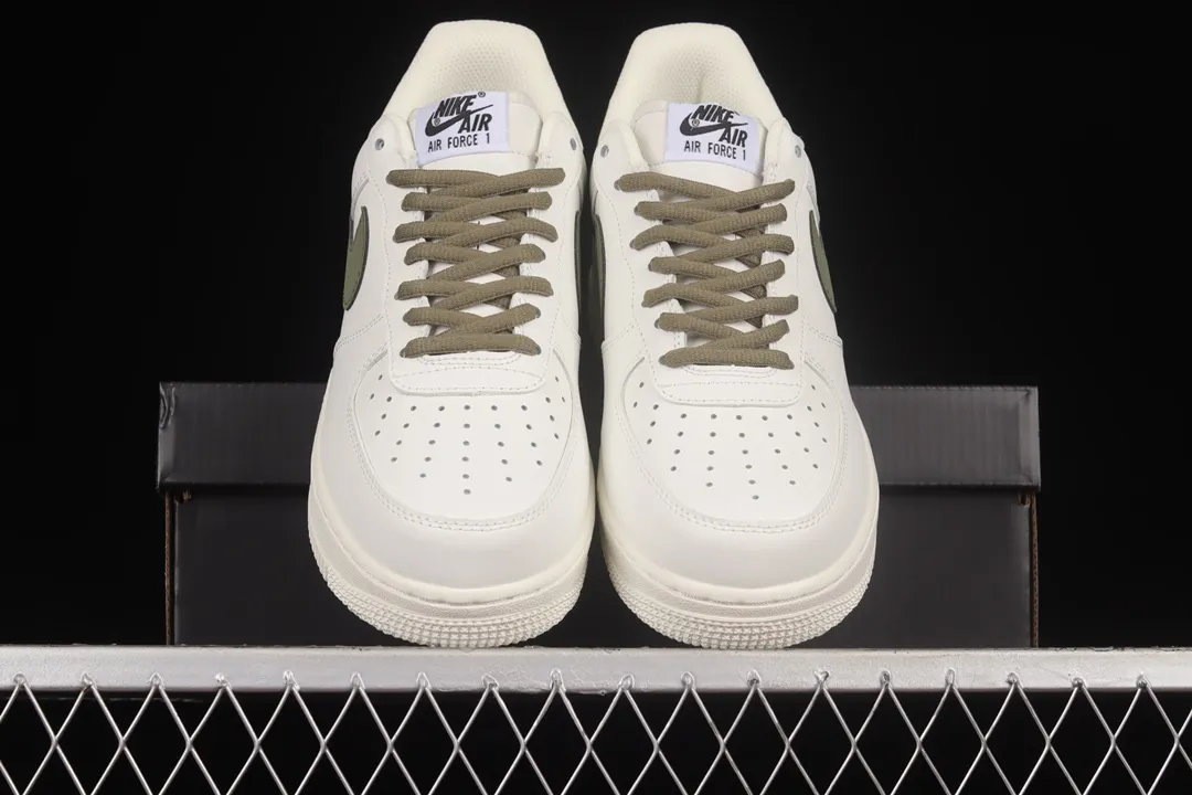 Replica Nike Air Force 1 07 Low Cream White Dark Green: A Detailed Review | YtaYta