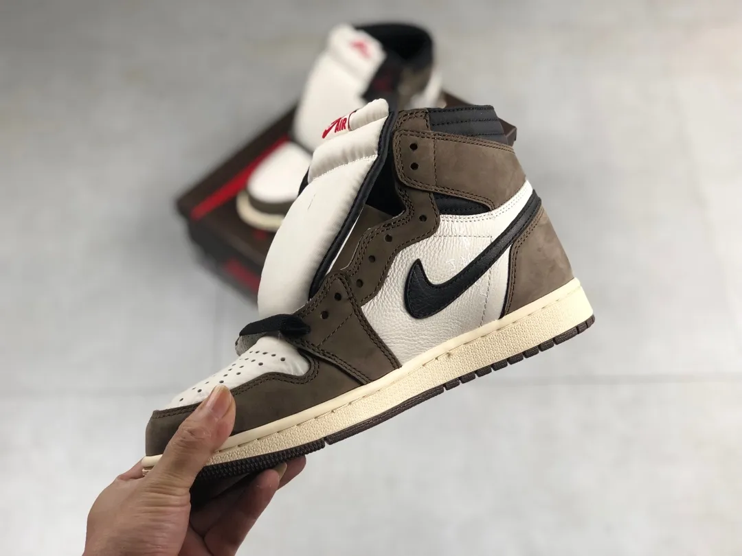 Travis Scott x Air Jordan 1 Retro High OG 'Mocha' Review - Authentic vs Replica | YtaYta