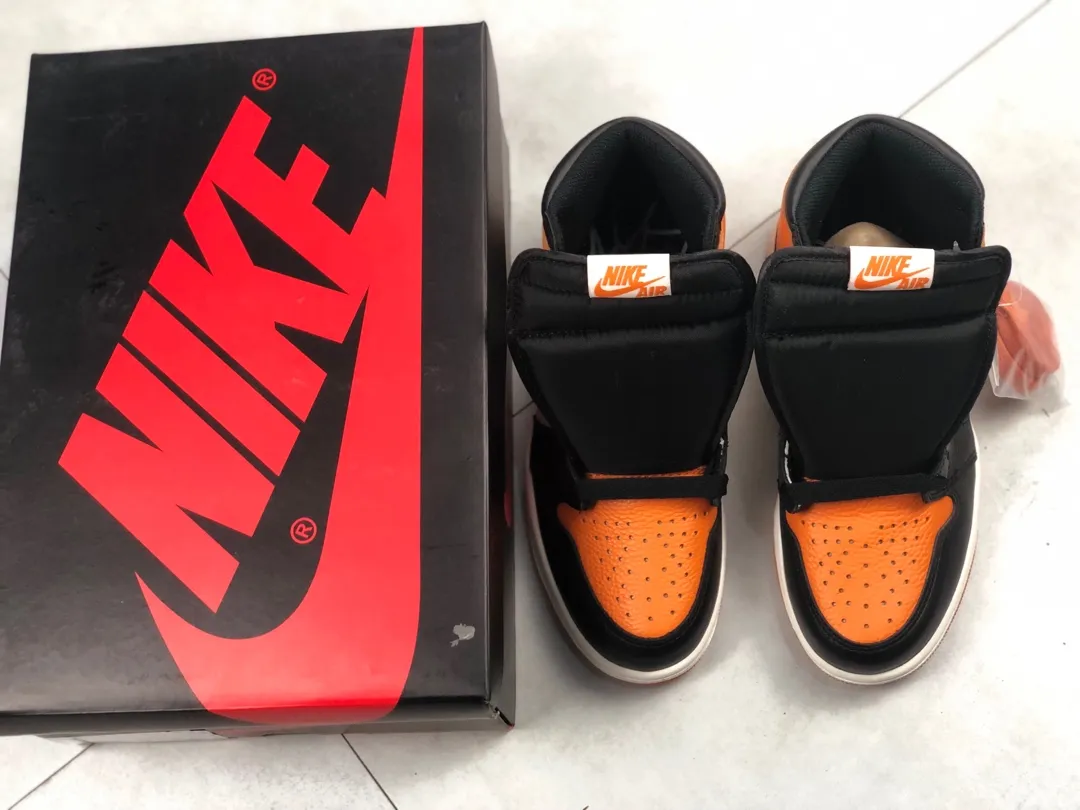 Air Jordan 1 Retro High OG 'Shattered Backboard' - Iconic Design in Black | YtaYta