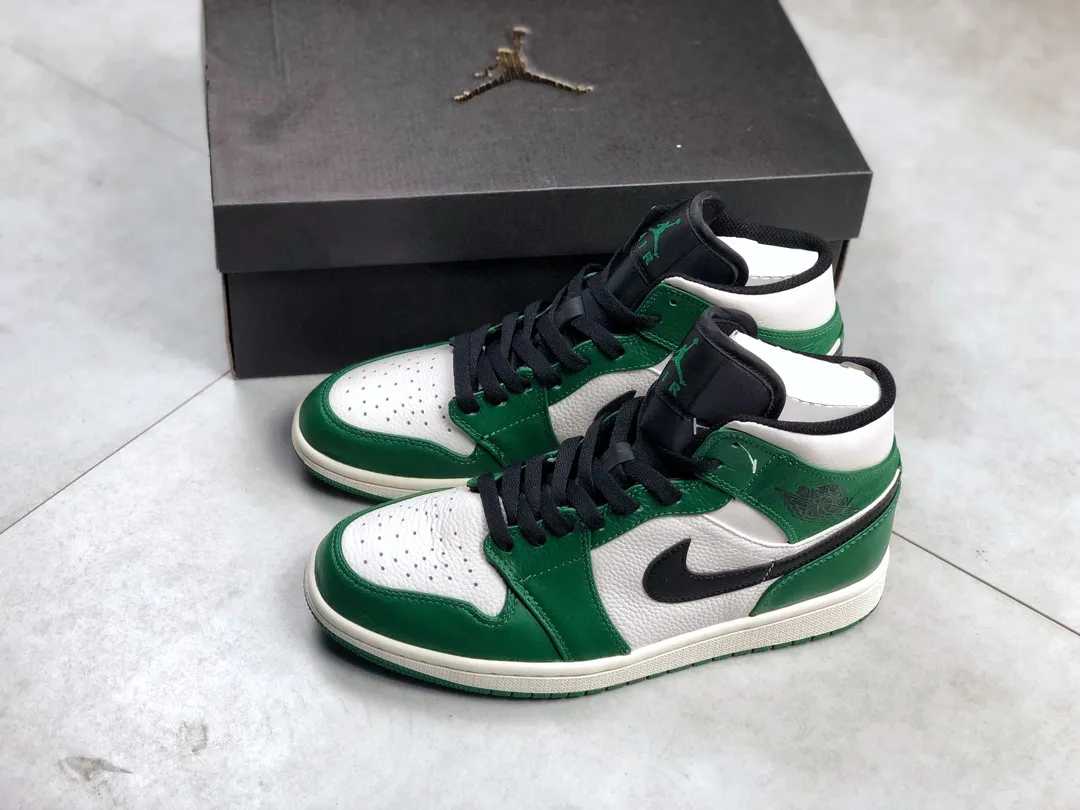 Air Jordan 1 Mid 'Pine Green' - A Classic Revamped | YtaYta