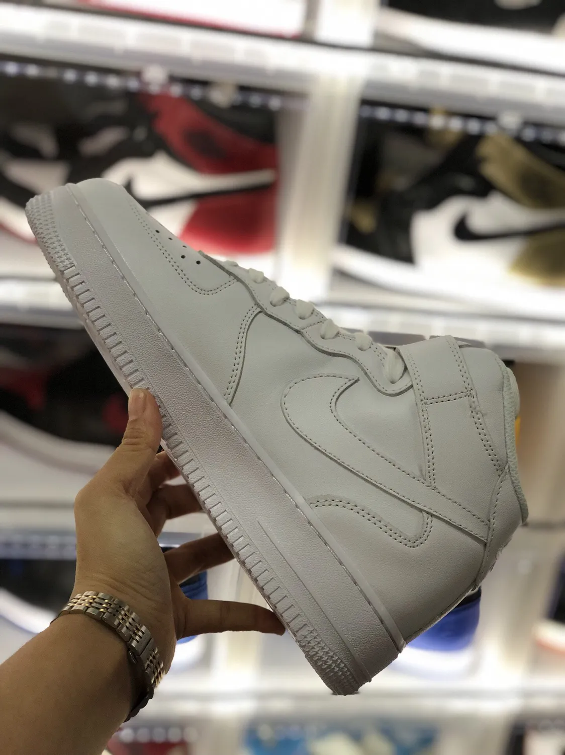 Nike Air Force 1 Mid Triple White Review: Classic Meets Contemporary | YtaYta