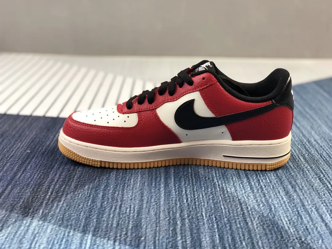 Nike Air Force 1 'Gym Red' Review: Iconic Style in Bold Colors | YtaYta