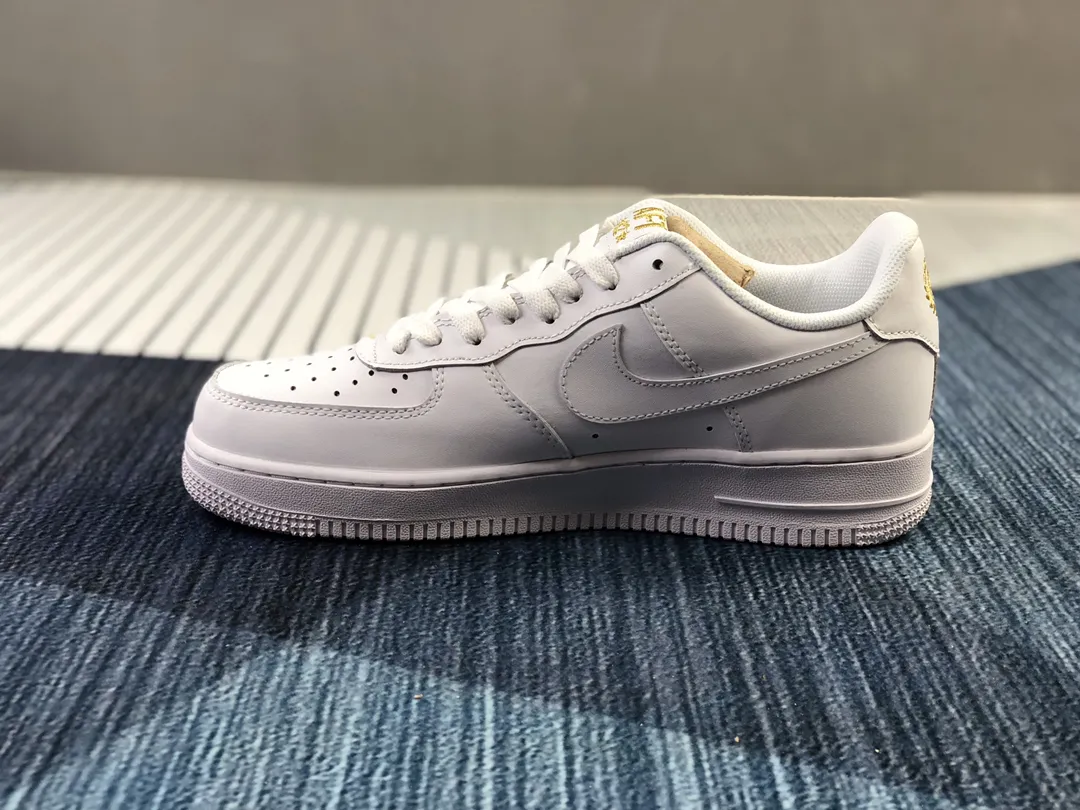 Nike Air Force 1 Low Crest Logo White: A Comprehensive Review | YtaYta