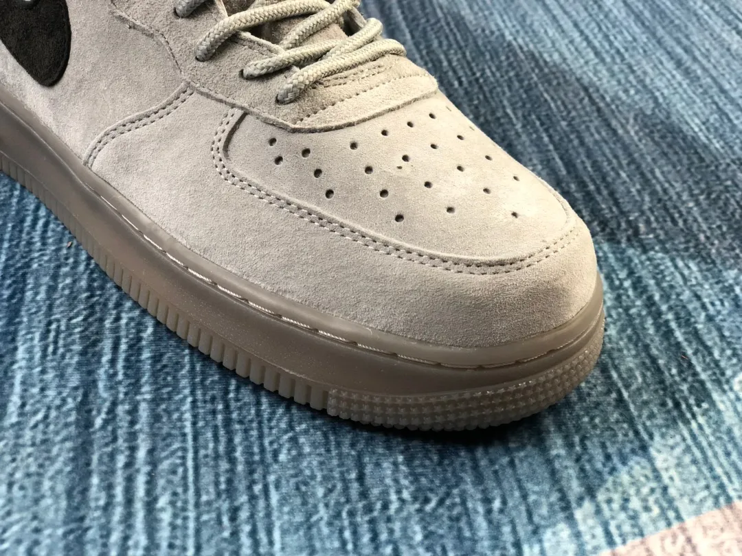 Reigning Champ x Nike Air Force 1 High 07 'NTRL Dark Grey': A Comprehensive Review | YtaYta