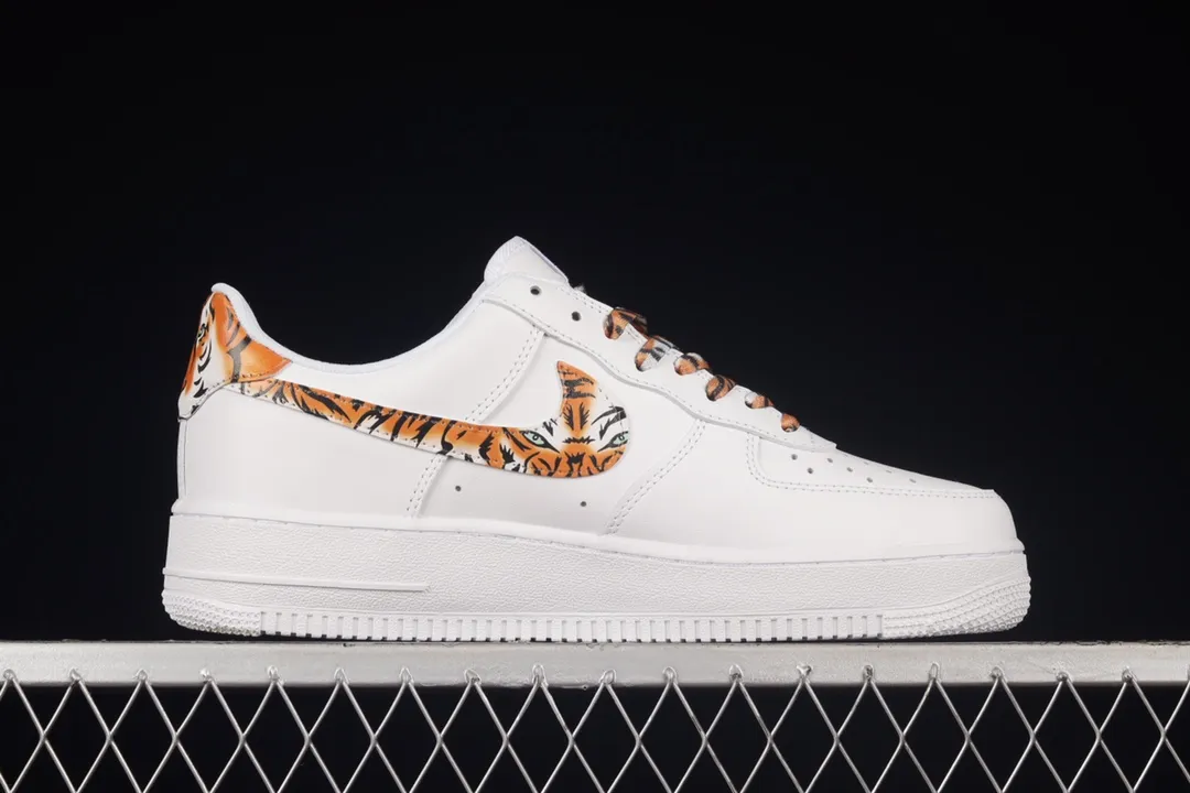 Nike Air Force 1 '07 'Tiger Stripes' Women's Sneakers Review | YtaYta