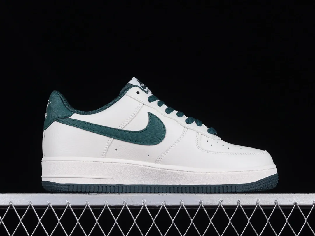 Nike Air Force 1 '07 LV8 White/Vintage Green - A Detailed Review | YtaYta