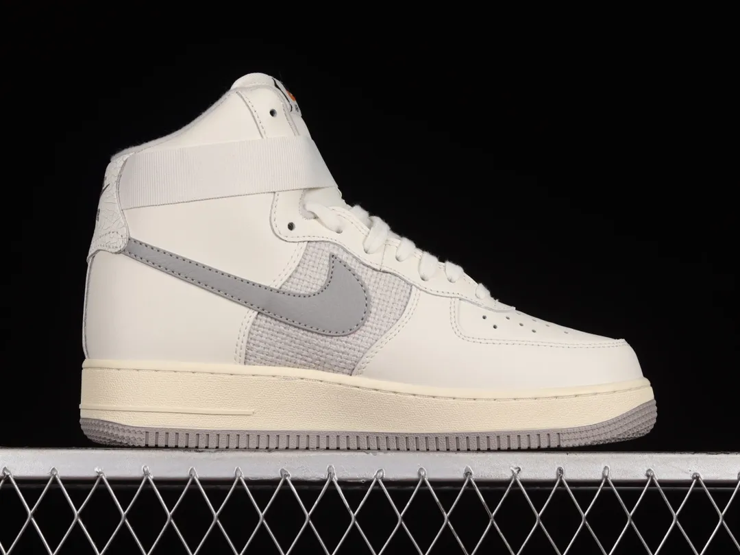 Nike Air Force 1 High `07 LV8 Vintage - Sail/Medium Grey/Light Bone: A Timeless Classic | YtaYta