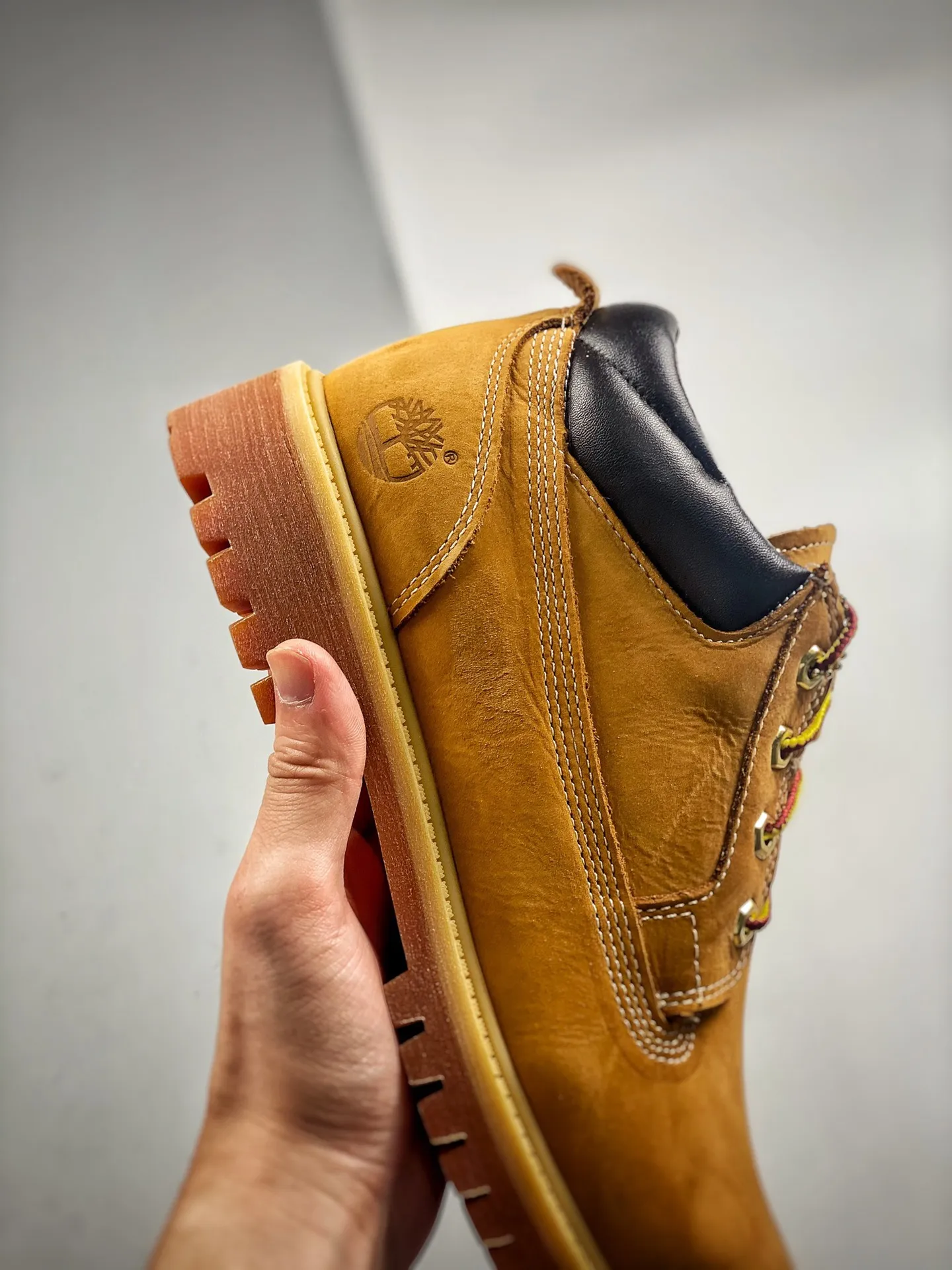 Exploring the Timeless Appeal of Timberland Classic Oxford Shoes | YtaYta