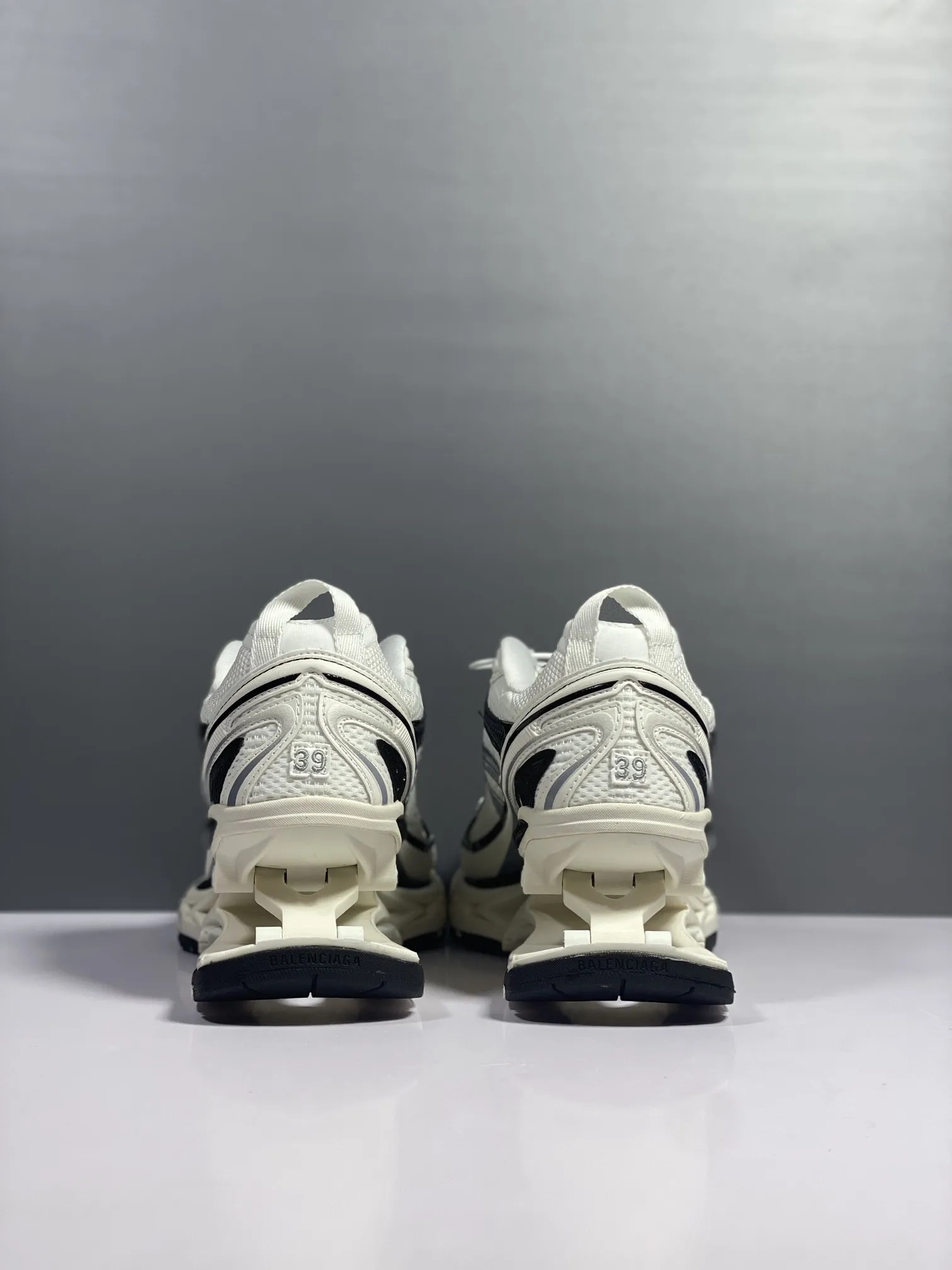 Balenciaga X-Pander Pink Silver: A Comprehensive Review of Luxury Sneakers | YtaYta