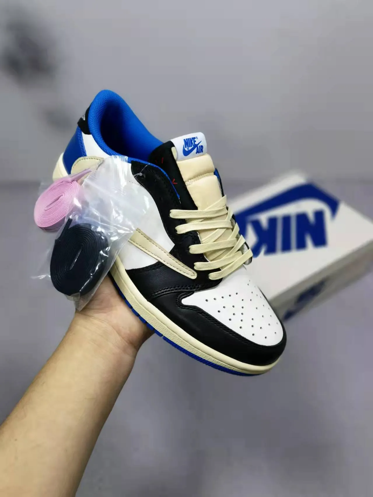 The Ultimate Guide to Travis Scott x Fragment x Air Jordan 1 Low OG “Military Blue” Replicas | YtaYta