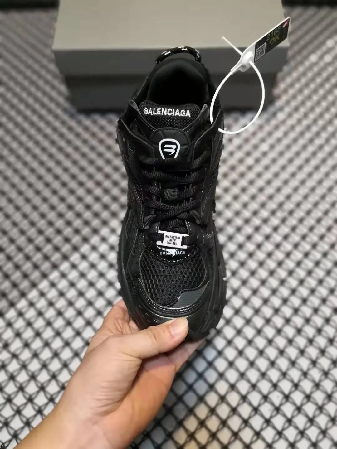 Balenciaga Men's Runner Sneaker in Dark Grey: Authenticity and Review | YtaYta