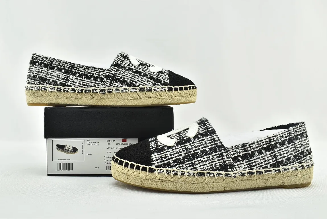 Chanel Black and White Tweed Espadrilles with Metallic Thread Review | YtaYta