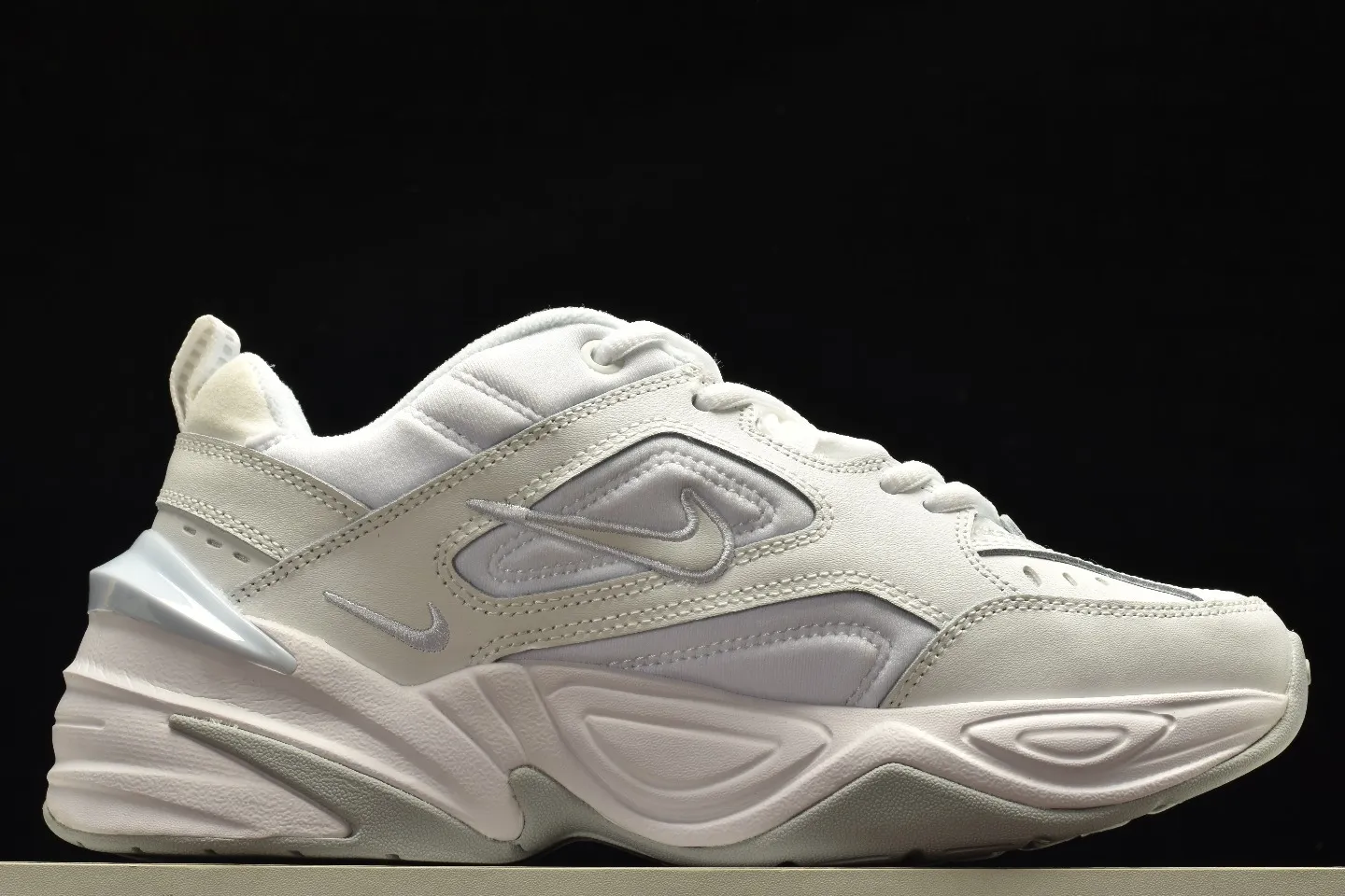 Nike M2K Tekno Off White: The Chunky Retro Sneaker Experience | YtaYta