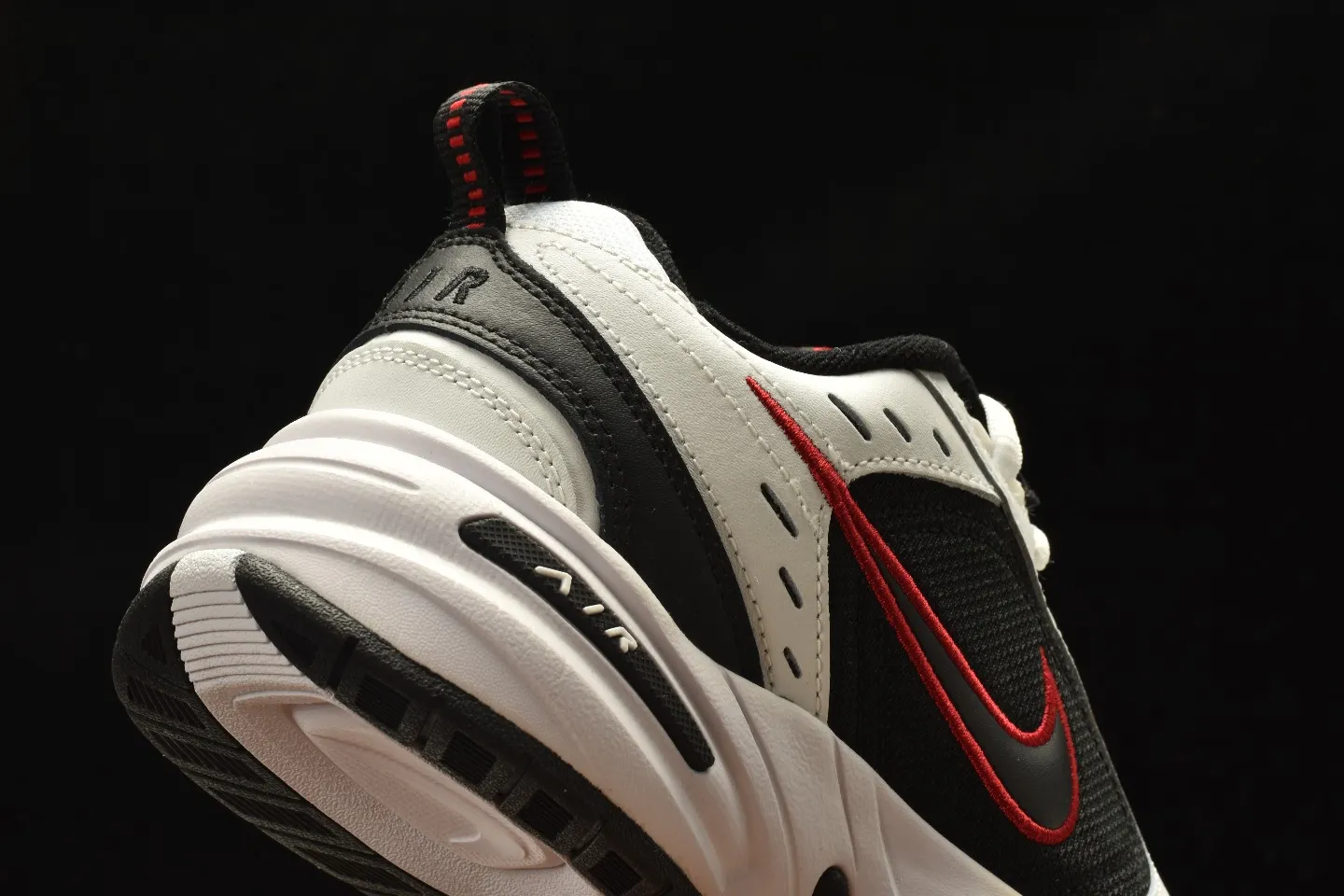 Nike Air Monarch IV Cross Trainer: A Detailed Look at Colors, Sizes, and Options | YtaYta