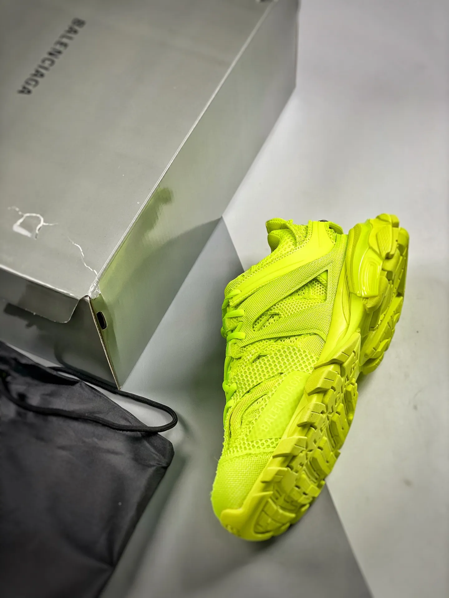 Balenciaga Track Sneakers – Neon Yellow/White (Replica) | YtaYta