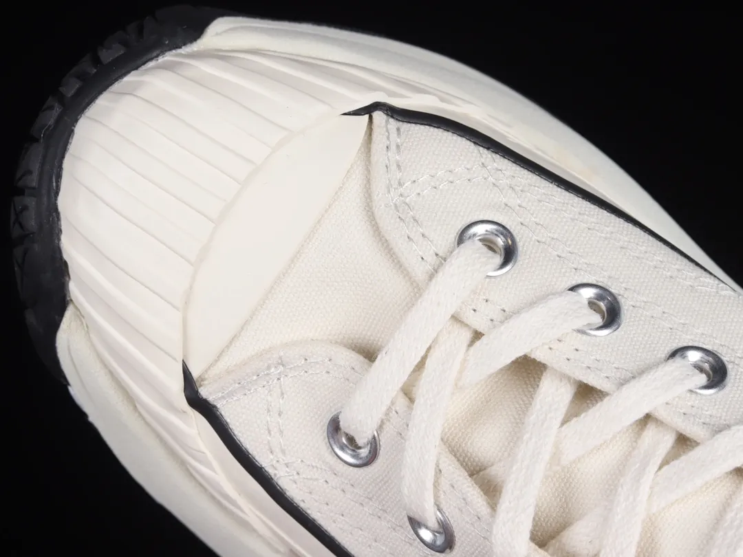 Converse Chuck 70 AT-CX High Vintage White: Style Meets Comfort | YtaYta