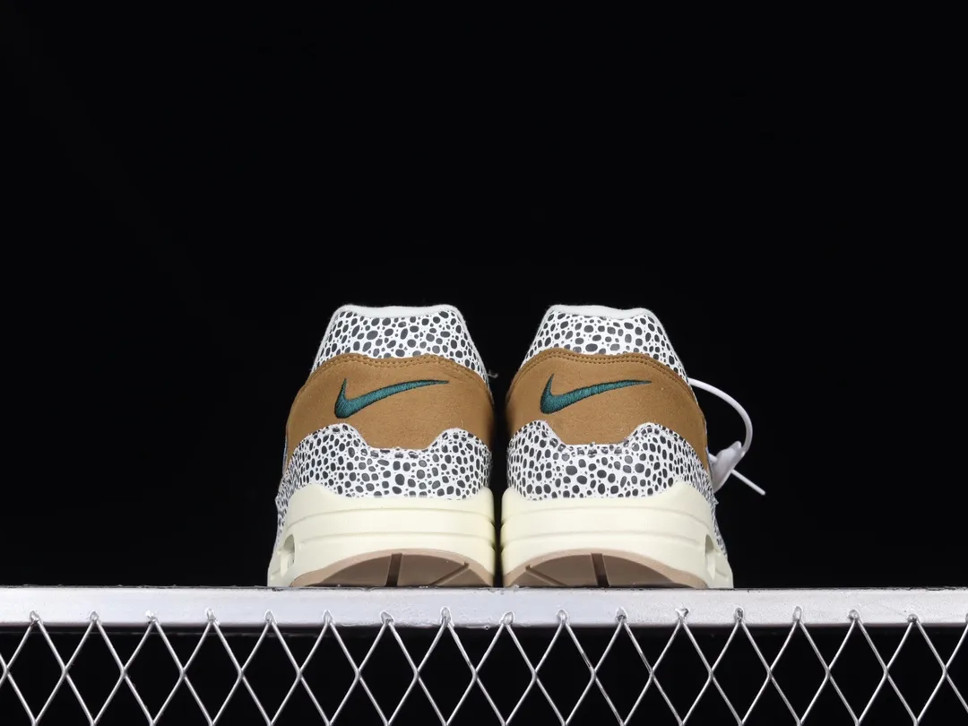 Nike Air Max 1 Safari Cobblestone 2022 Review – A Perfect Blend of Style and Comfort | YtaYta