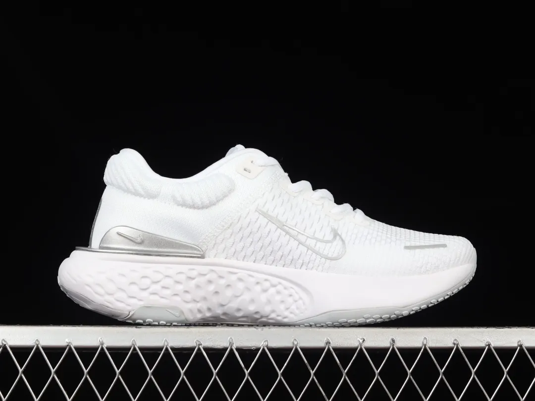 Nike ZoomX Invincible Run Flyknit 2 White Pure Platinum Review | YtaYta