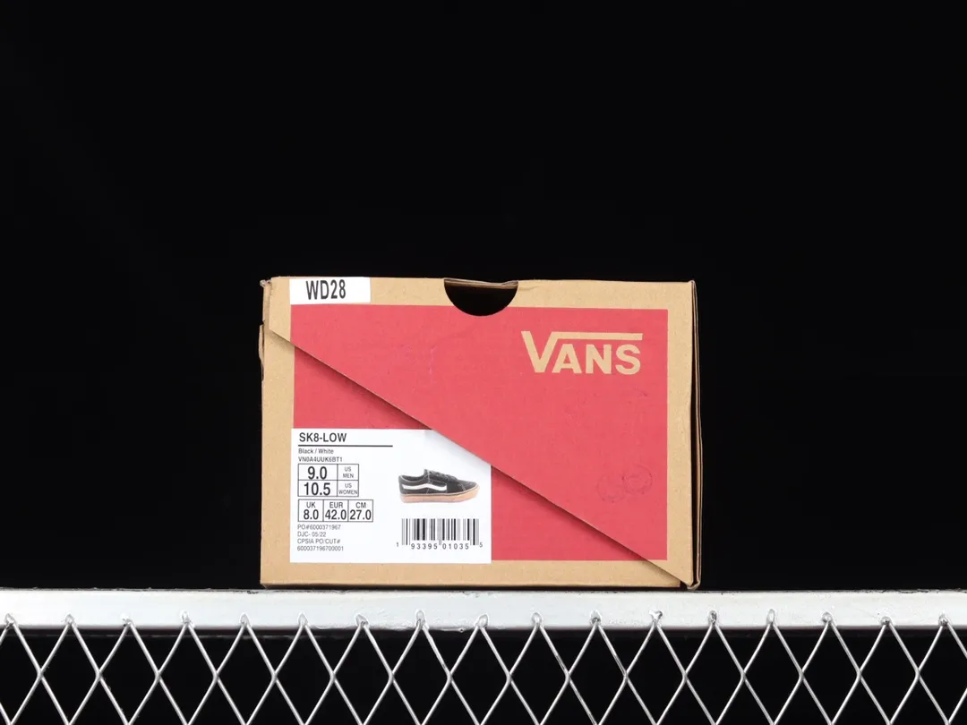 Discover the Best of Vans: Sk8-Low Canvas and Leather Shoes | YtaYta