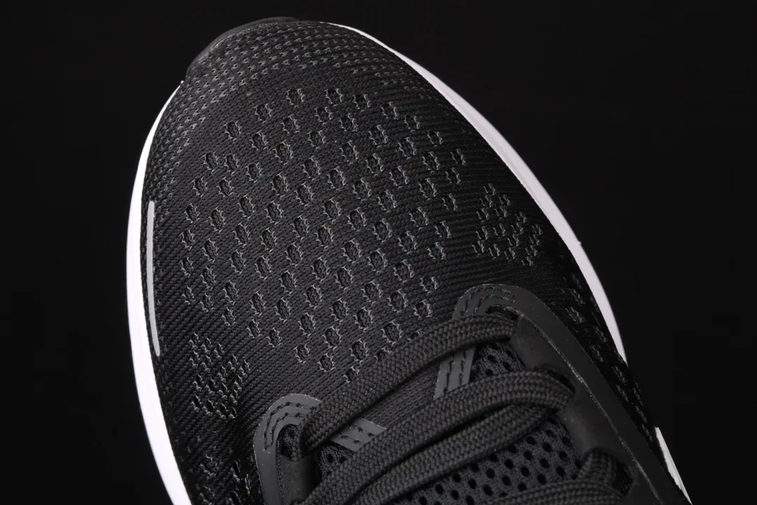 Nike Air Zoom Structure 23 Black/White: Authenticity and Performance | YtaYta