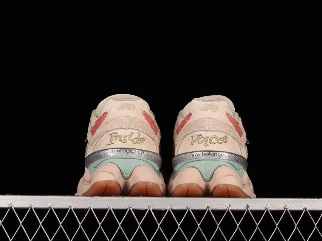 New Balance 9060 Ivory Cream/Blossom vs. Penny Cookie Pink: A Detailed Review | YtaYta