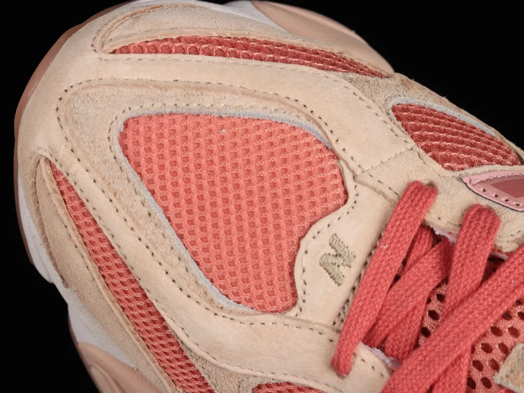 New Balance 9060 Ivory Cream/Blossom vs. Penny Cookie Pink: A Detailed Review | YtaYta