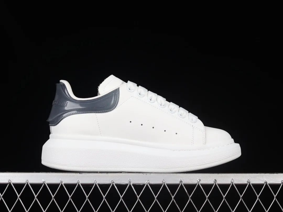 Alexander McQueen Oversized Sneakers - White/Black Review | YtaYta