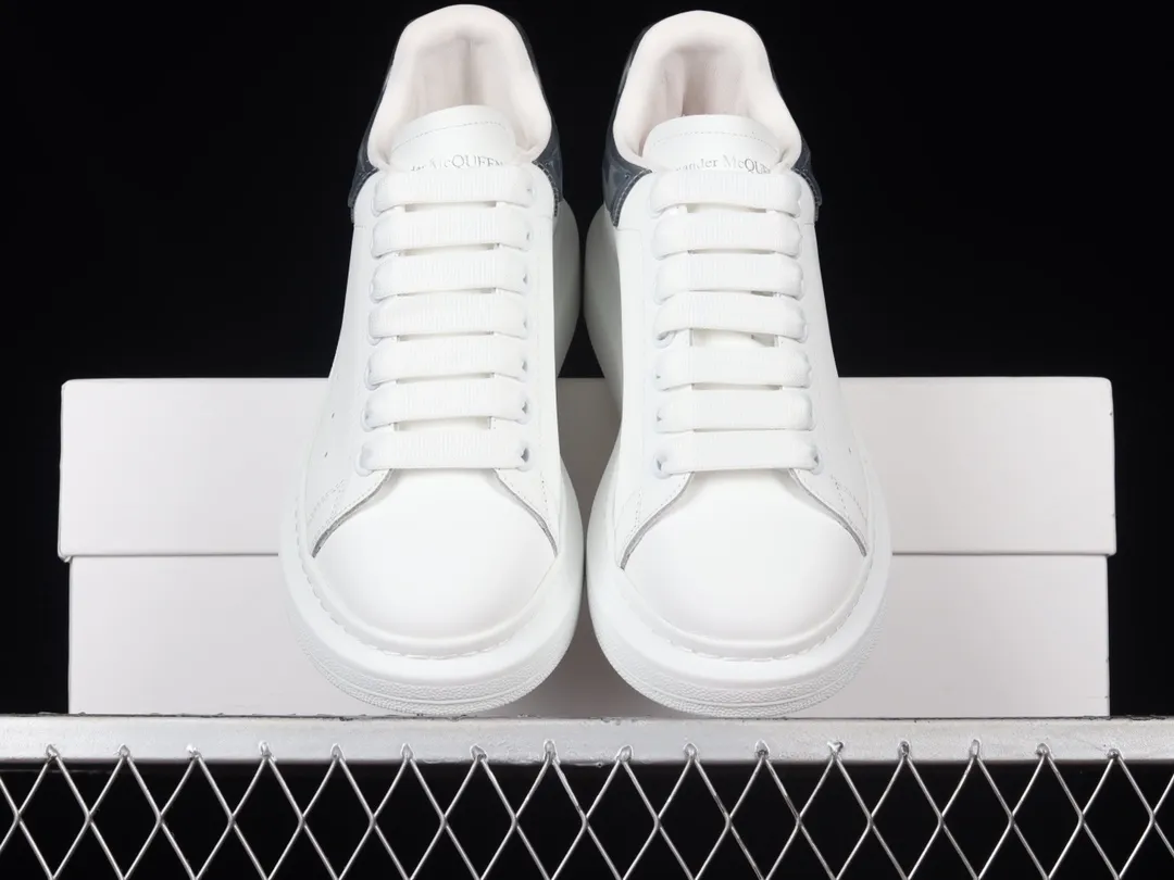 Alexander McQueen Oversized Sneakers - White/Black Review | YtaYta